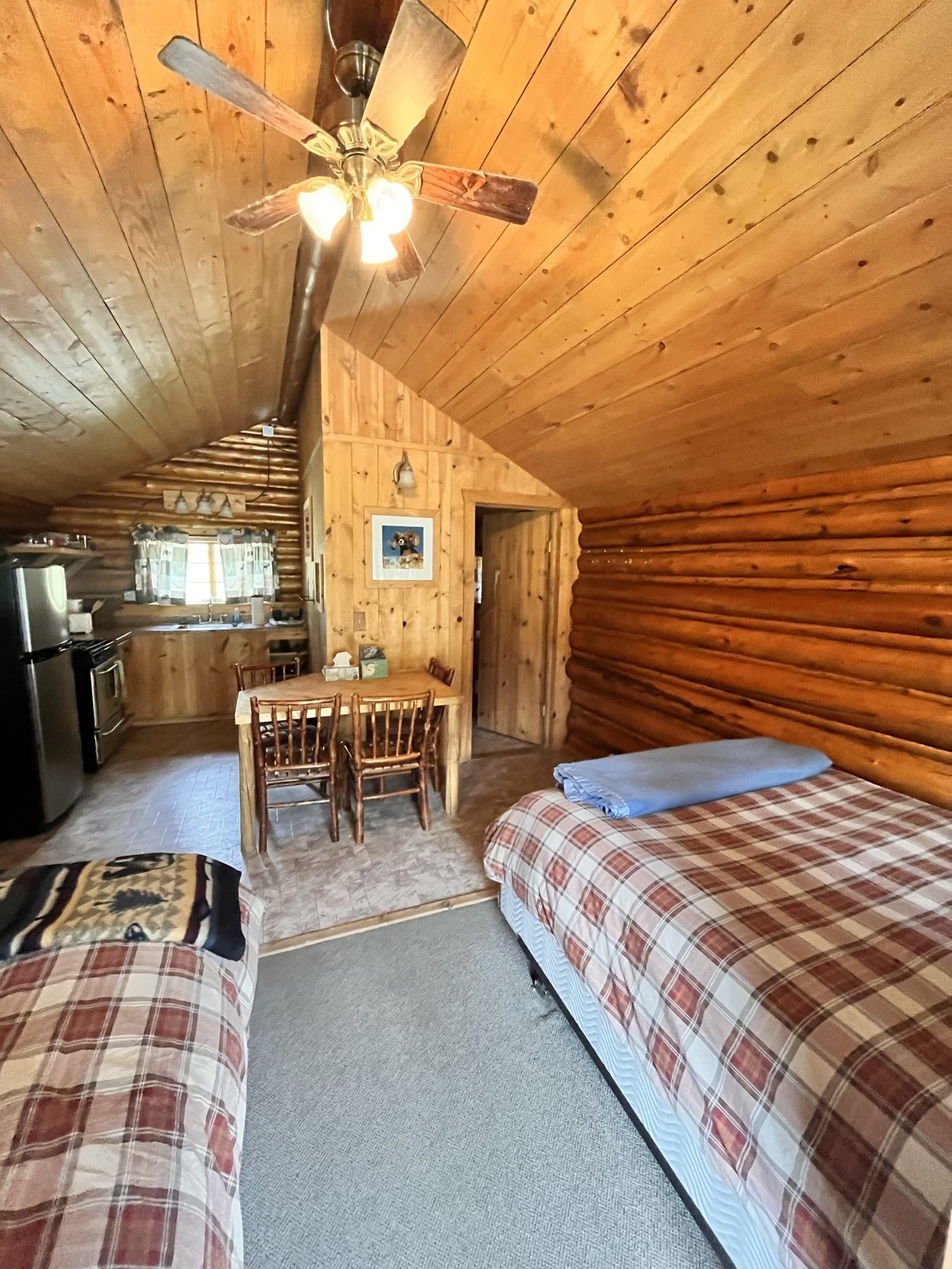 Silver Gate 1 2 IMG 2504